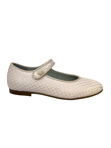 Luccini Ivory Weave Pointy Mary Jane