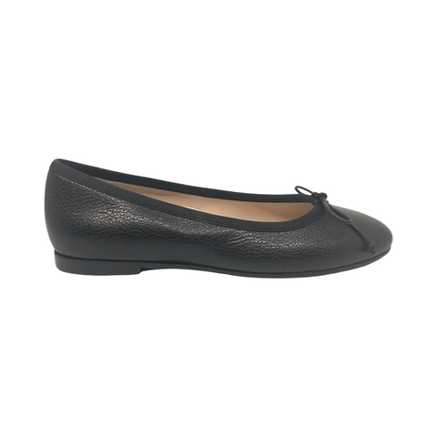 Beberlis Black Pebbled Ballet Flat