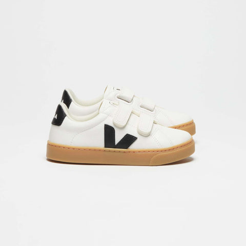 Veja Black Natural